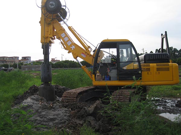 硬汉视频下载免费版建筑机械厂履带式硬汉视频在线官网下载免费版施工中